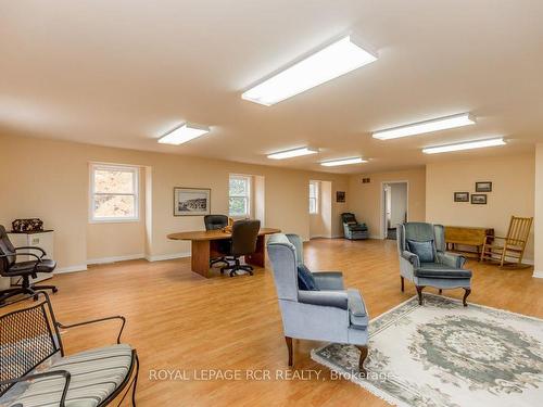 2100 Davis Dr W, King, ON - Indoor Photo Showing Other Room
