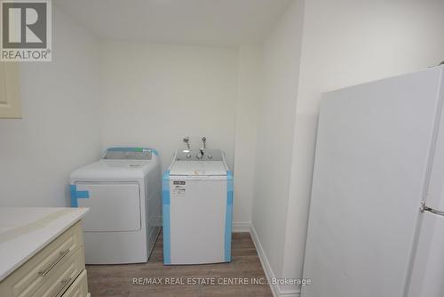 69-71 Cedar St, Cambridge, ON - Indoor Photo Showing Laundry Room