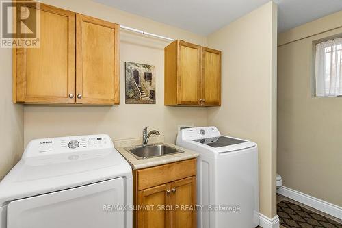 479 Lambton St E, West Grey, ON - Indoor Photo Showing Laundry Room
