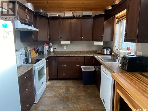 27 Fox Street, Missinipe, SK - Indoor Photo Showing Kitchen With Double Sink