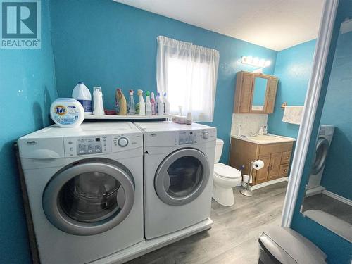 46 Queen St, Chapleau, ON - Indoor Photo Showing Laundry Room