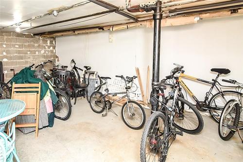 137 Emerald Street S|Unit #6, Hamilton, ON - Indoor Photo Showing Garage