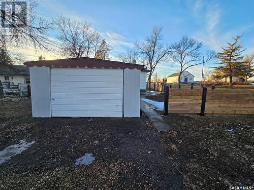 399 9Th Avenue Nw, Swift Current, SK - Outdoor