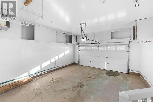 273 Wood Lily Drive, Moose Jaw, SK - Indoor Photo Showing Garage