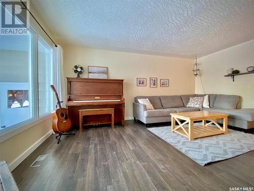 235 Rathgeber Avenue, Churchbridge, SK - Indoor Photo Showing Living Room