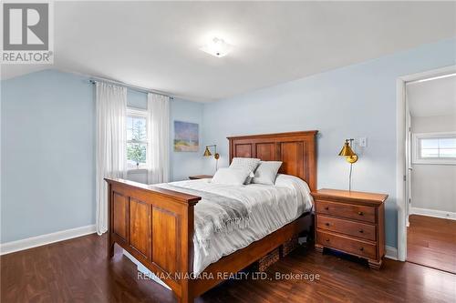 780 Niagara Stone Rd, Niagara-On-The-Lake, ON - Indoor Photo Showing Bedroom