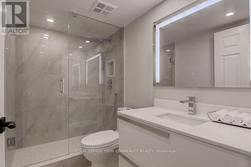#1111 -20 Harding Blvd W, Richmond Hill, ON - Indoor Photo Showing Bathroom