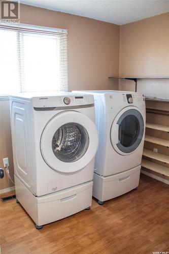 217 Kingston Street, Melfort, SK - Indoor Photo Showing Laundry Room
