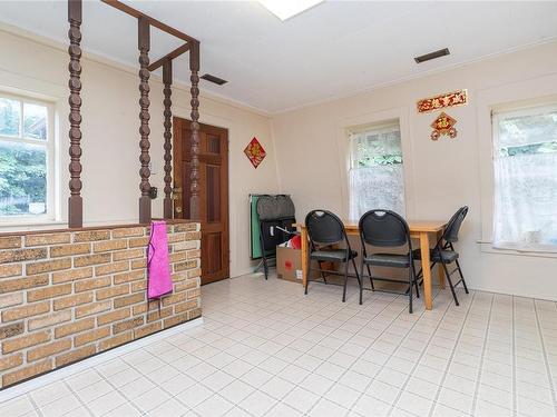 1494 Fisher Rd, Cobble Hill, BC - Indoor Photo Showing Dining Room