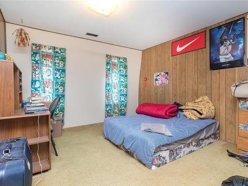 1494 Fisher Rd, Cobble Hill, BC - Indoor Photo Showing Bedroom