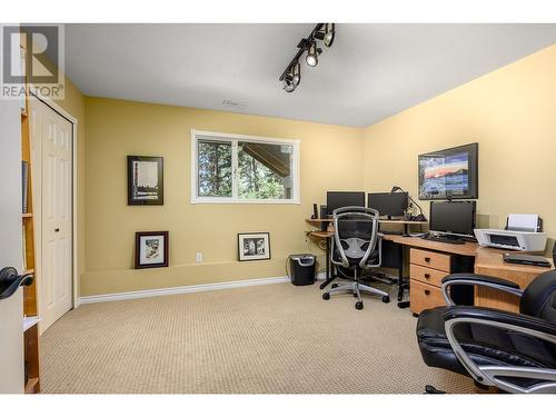 9283 Chinook Road, Vernon, BC - Indoor Photo Showing Office