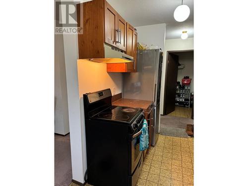150 Skaha Place Unit# 213, Penticton, BC - Indoor Photo Showing Kitchen