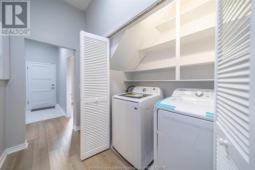 18 Clark Street East, Leamington, ON - Indoor Photo Showing Laundry Room