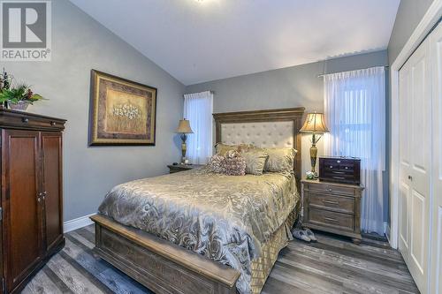 3945 Gallaghers Circle, Kelowna, BC - Indoor Photo Showing Bedroom