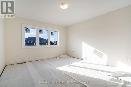 15 Mace Avenue, Richmond Hill, ON - Indoor Photo Showing Other Room
