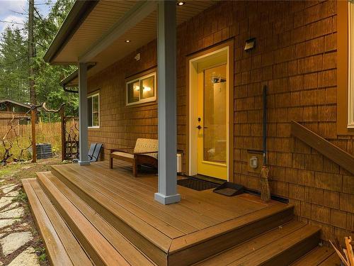 763 Steward Dr, Mayne Island, BC - Outdoor With Deck Patio Veranda With Exterior