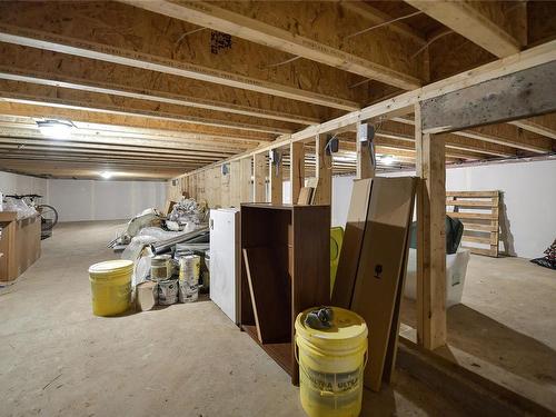 763 Steward Dr, Mayne Island, BC - Indoor Photo Showing Basement