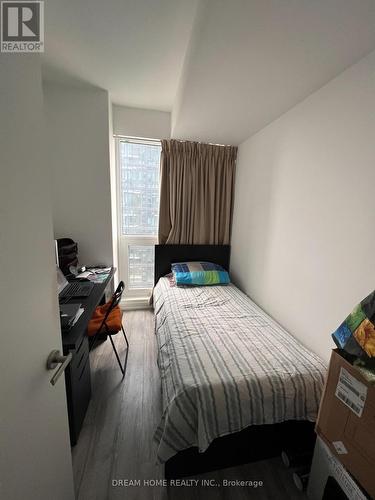 2310 - 77 Shuter Street, Toronto, ON - Indoor Photo Showing Bedroom
