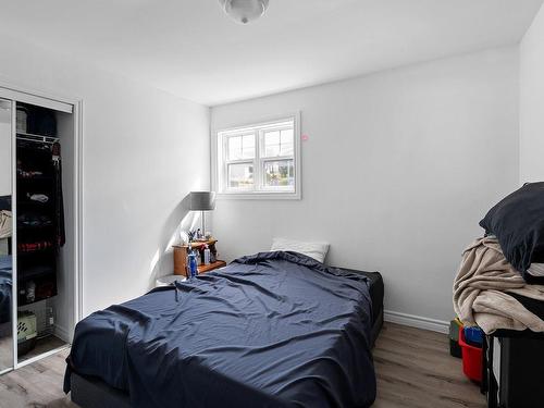 Master bedroom - 418  - 420 Rue St-Charles S., Granby, QC - Indoor Photo Showing Bedroom