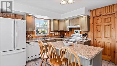 18 Denis Street, Bouctouche, NB - Indoor Photo Showing Kitchen With Double Sink