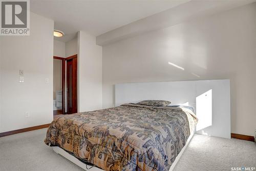 405 2101 Heseltine Road, Regina, SK - Indoor Photo Showing Bedroom