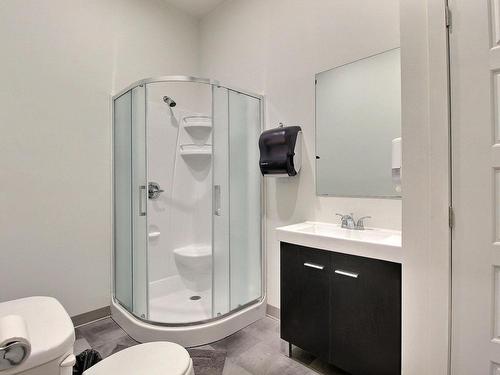 Salle de bains - 101-2929 7E Rue, Val-D'Or, QC - Indoor Photo Showing Bathroom