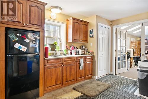 114 Riverside Dr, Shediac, NB - Indoor Photo Showing Kitchen With Double Sink