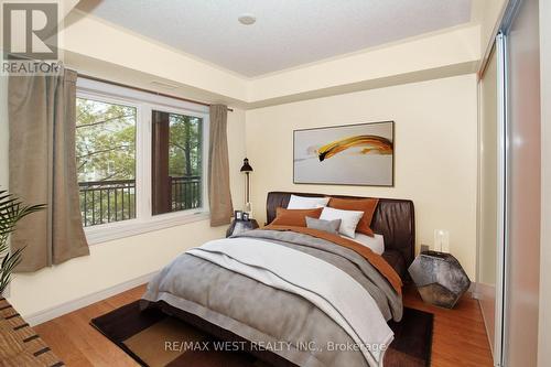 203 - 1 Brandy Lane Drive, Collingwood, ON - Indoor Photo Showing Bedroom