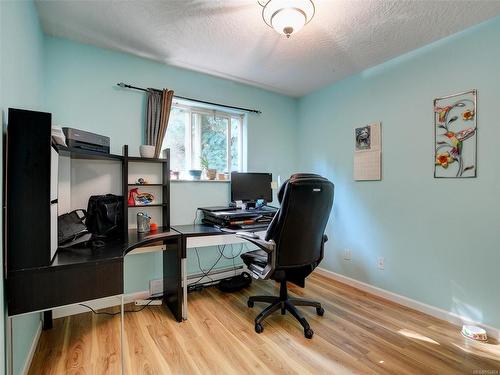 2436 Otter Point Rd, Sooke, BC - Indoor Photo Showing Office
