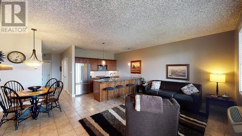 400 Bighorn Boulevard Unit# 412 A, Radium Hot Springs, BC - Indoor