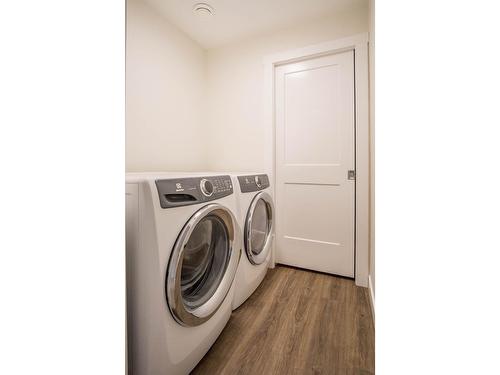 #38 - 4926 Timber Ridge Road, Windermere, BC - Indoor Photo Showing Laundry Room