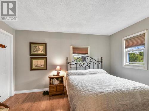 8251 County Road 21 Road, Augusta, ON - Indoor Photo Showing Bedroom
