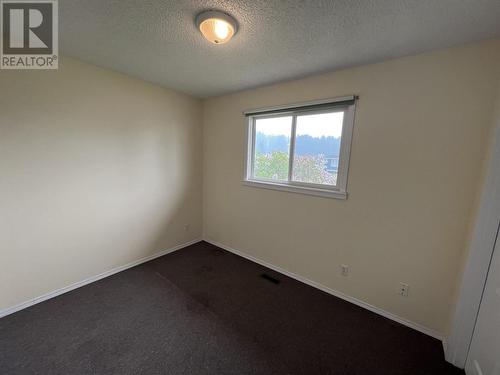 5227 Cottonwood Road, Fort Nelson, BC - Indoor Photo Showing Other Room