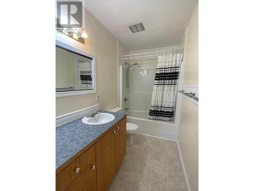 5235 Cottonwood Road, Fort Nelson, BC - Indoor Photo Showing Bathroom