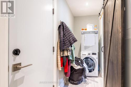 801 Main St E, Hamilton, ON - Indoor Photo Showing Laundry Room