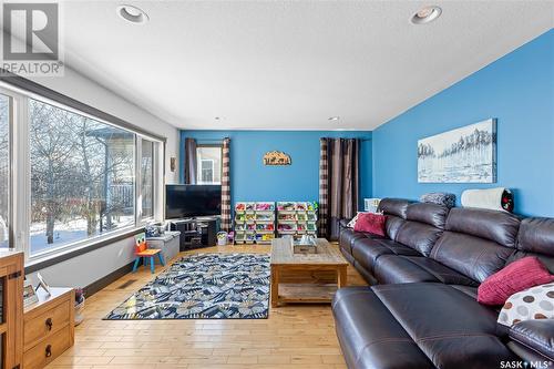 24 Humboldt Lake Drive, Humboldt Lake, SK - Indoor Photo Showing Living Room