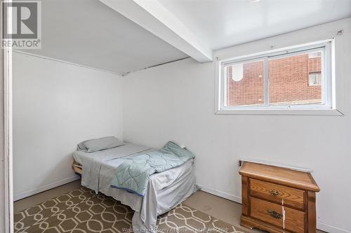 3177 Russell, Windsor, ON - Indoor Photo Showing Bedroom