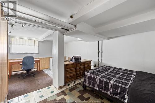 3177 Russell, Windsor, ON - Indoor Photo Showing Bedroom