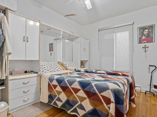 Logement - 5825  - 5829 Rue Lafond, Montréal (Rosemont/La Petite-Patrie), QC - Indoor Photo Showing Bedroom