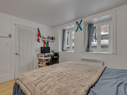 Chambre Ã Â coucher - A-221 Rue Aberdeen, Québec (La Cité-Limoilou), QC - Indoor Photo Showing Bedroom