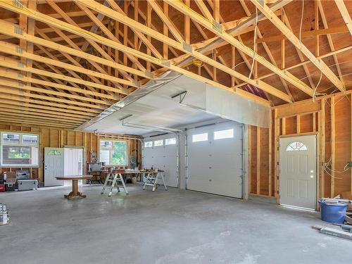 681 Bull Rd, Quadra Island, BC - Indoor Photo Showing Garage