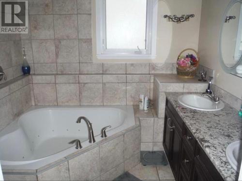 8809 19A Street, Dawson Creek, BC - Indoor Photo Showing Bathroom