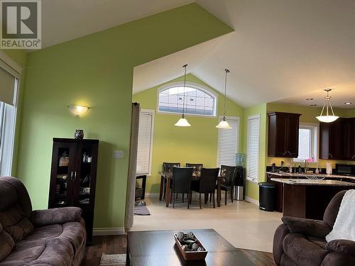 8809 19A Street, Dawson Creek, BC - Indoor Photo Showing Living Room