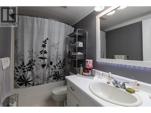 3312 Johnstone Street, Terrace, BC - Indoor Photo Showing Bathroom