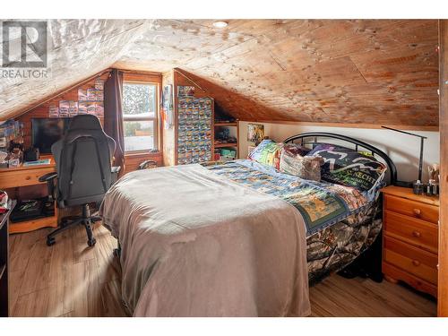 170 Mugford Road, Kelowna, BC - Indoor Photo Showing Bedroom