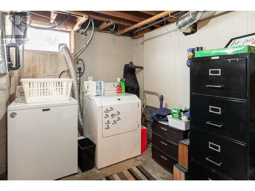 170 Mugford Road, Kelowna, BC - Indoor Photo Showing Laundry Room