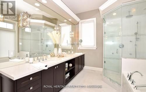 111 Cawkers Cove Rd, Scugog, ON - Indoor Photo Showing Bathroom