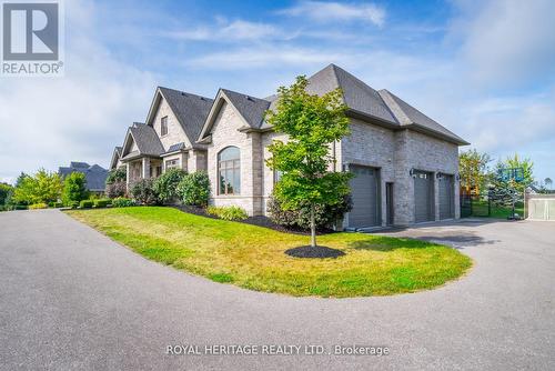 111 Cawkers Cove Rd, Scugog, ON - Outdoor With Facade