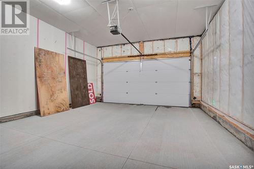 172 Mirond Road, Martensville, SK - Indoor Photo Showing Garage