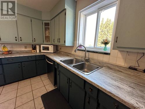 86 Main St, Charlton, ON - Indoor Photo Showing Kitchen With Double Sink